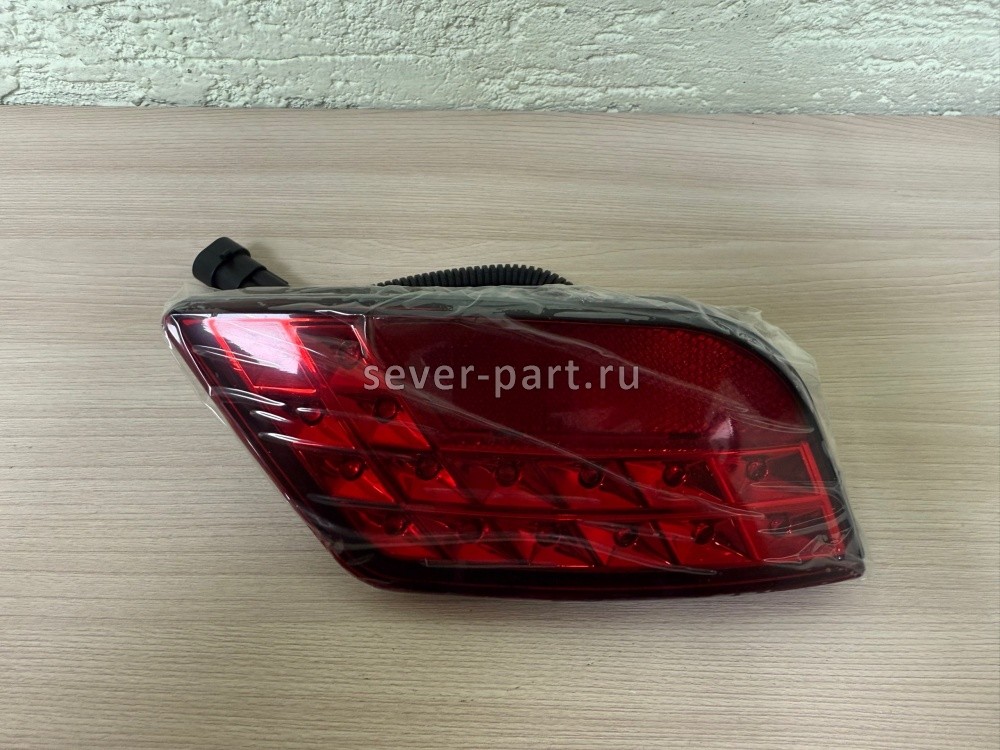 Фара противотуманная задняя левая КамАЗ 3297 (Marcopolo Bravis) / Завод 10400394