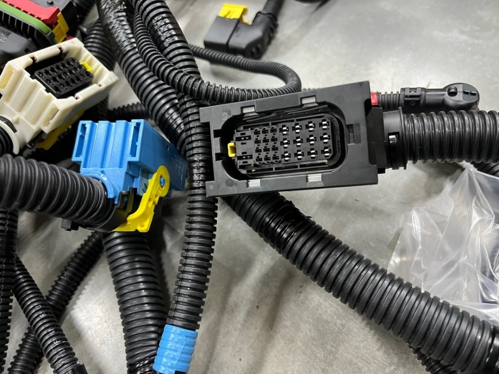 Жгут проводов мультиплексного узла КамАЗ 5325 / Леони 5325-3724760-13